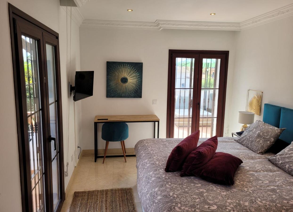 Beach And Golf Resort La Perla Miguel Adults Only Marbella Luaran gambar